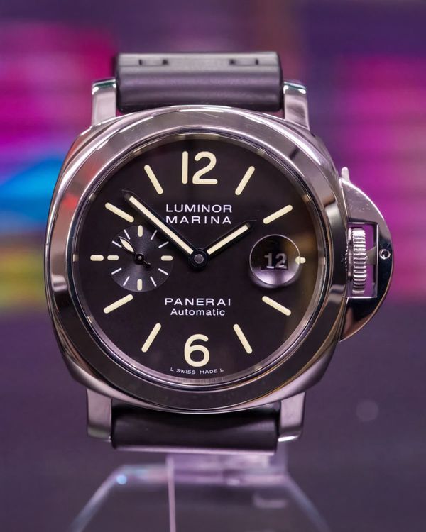 2015 Panerai Luminor 44MM Black Dial Rubber Strap (PAM00104)