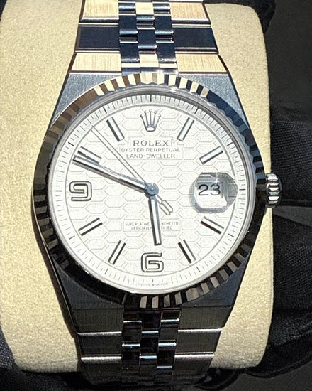 No Reserve - 2026 Rolex Land-Dweller 40MM White Dial Flat Jubilee Bracelet (127334)