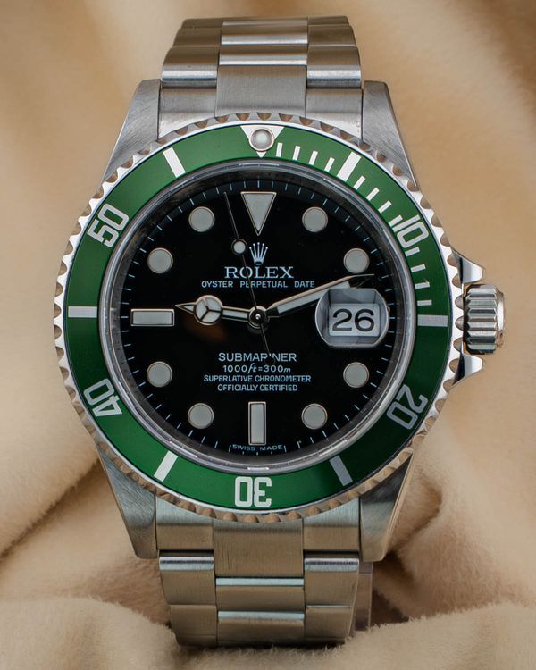 No Reserve - 2008 Rolex Submariner Date "Kermit" 40MM Black Dial Oyster Bracelet (16610LV)