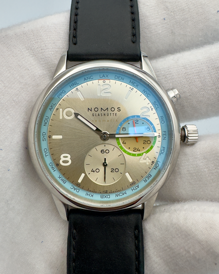 2025 NOMOS Glashutte Club Sport Neomatik Mundial Roam 40MM Champagne Dial Leather Strap (790.S10)