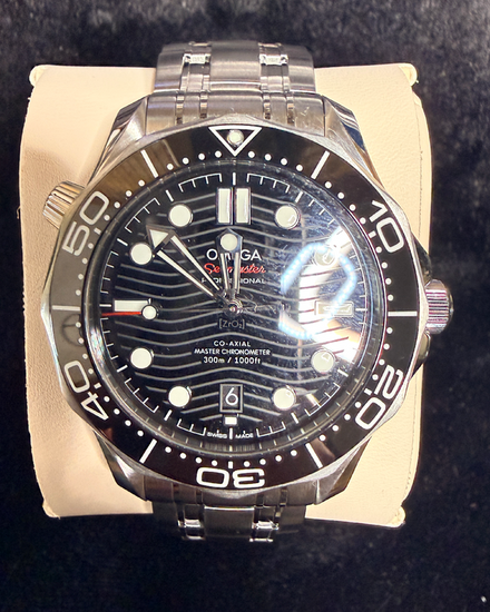 2025 Omega Seamaster Diver 300M 42MM Black Dial Steel Bracelet (210.30.42.20.01.001)