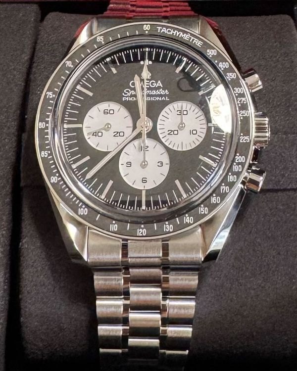 Omega Speedmaster Professional Moonwatch (31030426001004)