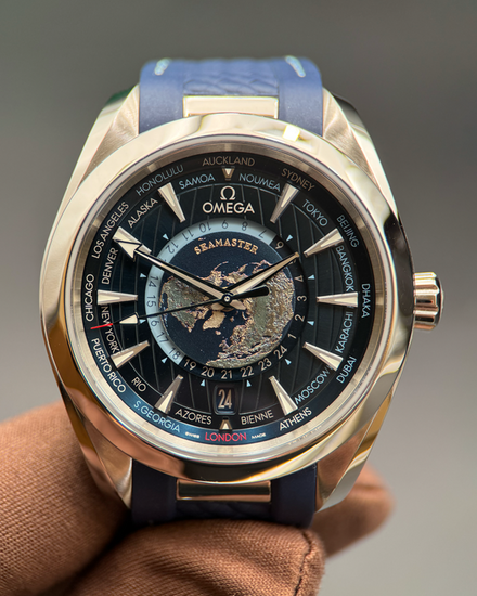 Omega Seamaster Aqua Terra 150M "Worldtimer" 43MM Blue Dial Rubber Strap (220.12.43.22.03.001)
