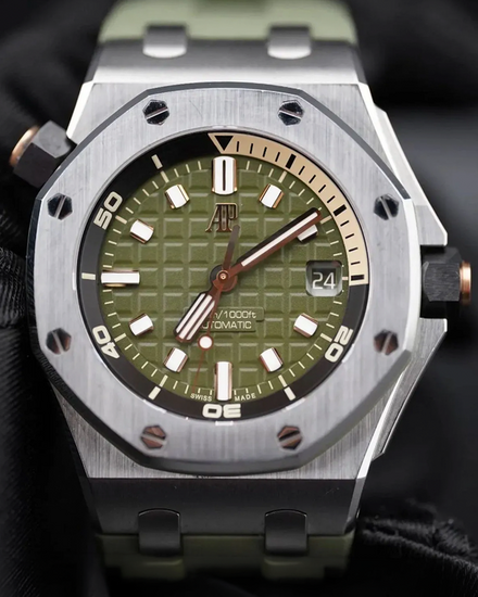2022 Audemars Piguet Royal Oak Offshore 42MM Green Dial Rubber Strap (15720ST.OO.A052CA.01)