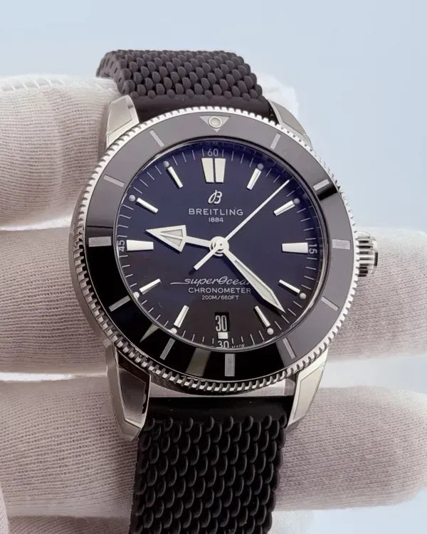 Breitling Superocean (AB2030)