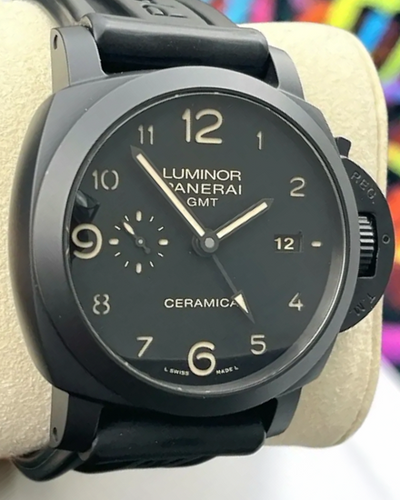 2015 Panerai Luminor 1950 3 Days GMT 44MM Black Dial Rubber Strap (PAM00441)