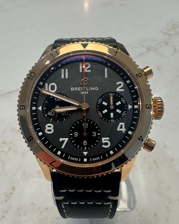 Breitling Classic Avi (R233080)