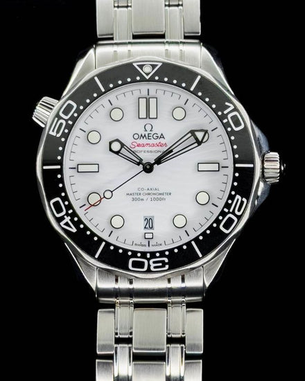 2023 Omega Seamaster Diver 300M 42MM White Dial Steel Bracelet (210.30.42.20.04.001)