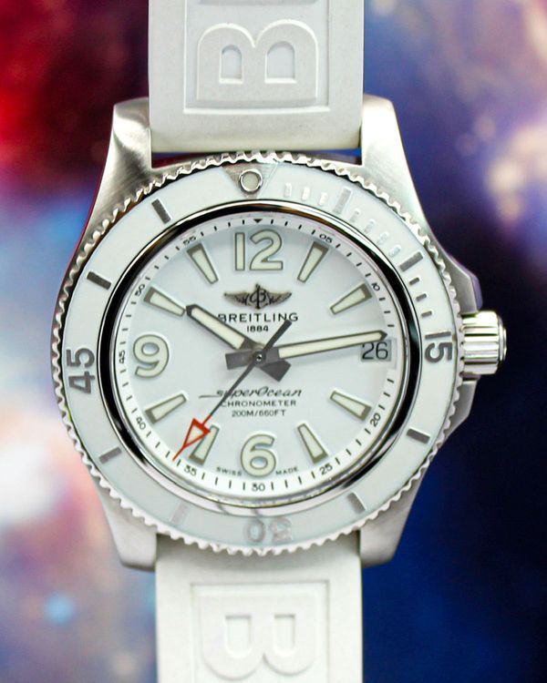 Breitling Superocean (A17316D21A1A1)