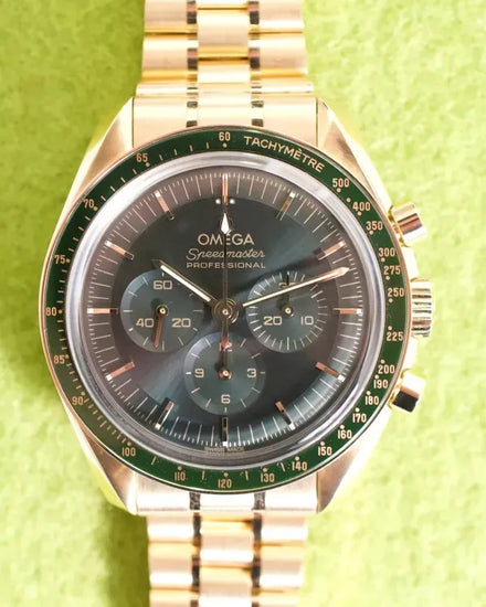 2025 Omega Speedmaster Professional Moonwatch "Moonshine Gold" 42MM Green Dial Yellow Gold Bracelet (310.60.42.50.10.001)