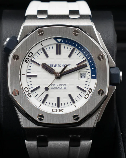 Audemars Piguet Royal Oak Offshore Diver "The Admiral" 42MM White Dial Rubber Strap (15710ST.OO.A010CA.01)