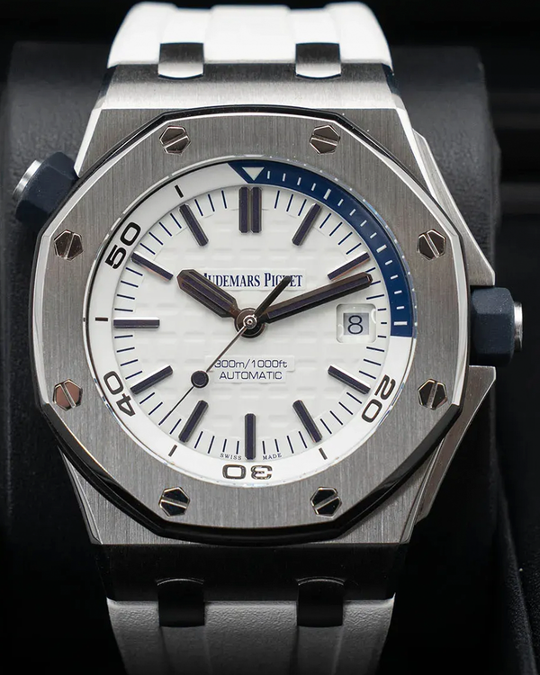 Audemars Piguet Royal Oak Offshore Diver "The Admiral" 42MM White Dial Rubber Strap (15710ST.OO.A010CA.01)