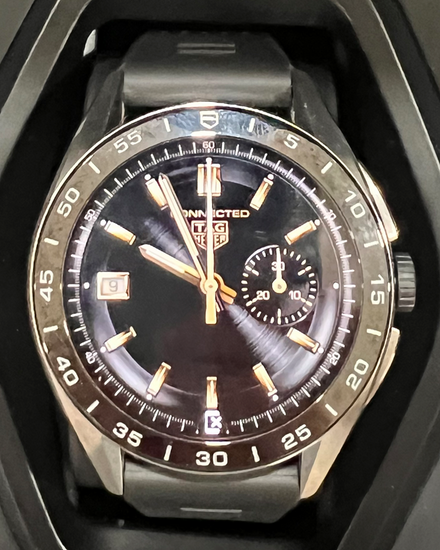 2022 Tag Heuer Connected Calibre E4 45MM Quartz Black Dial Rubber Strap (SBR8A10.BT6259)