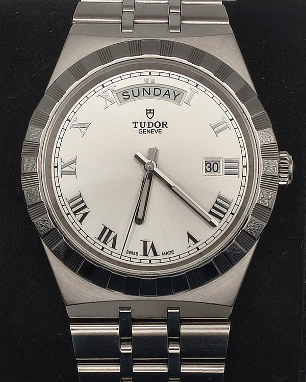 Tudor Royal (28600)