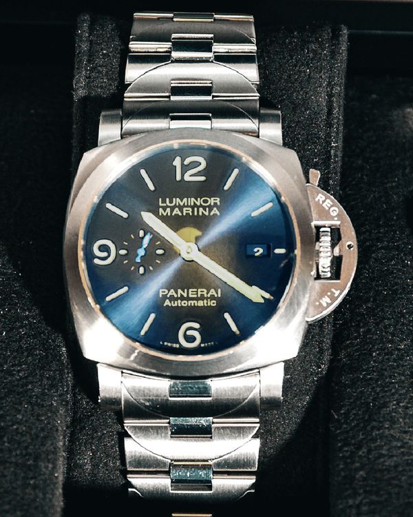 No Reserve - 2020 Panerai Luminor 1950 Marina 3 Days 44MM Blue Dial Steel Bracelet (PAM01058)