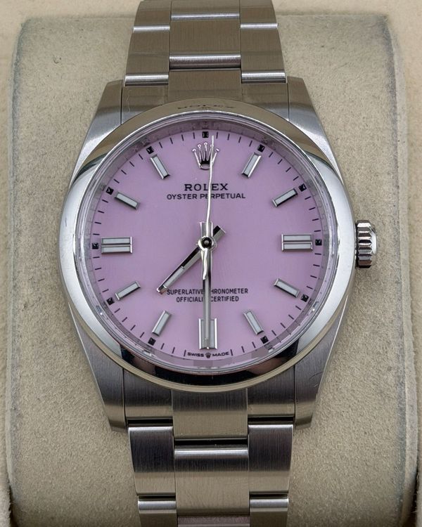 Rolex Oyster Perpetual (126000)