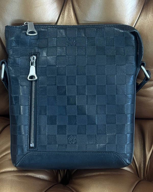 (WORKING) Louis Vuitton Accessories (Damier Infini Messenger)