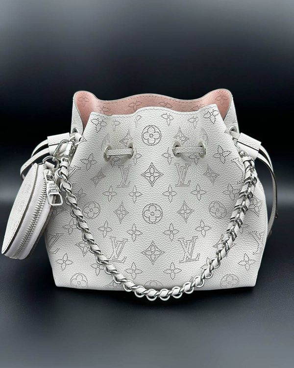 Louis Vuitton Accessories (Bella Bucket Bag M57536)