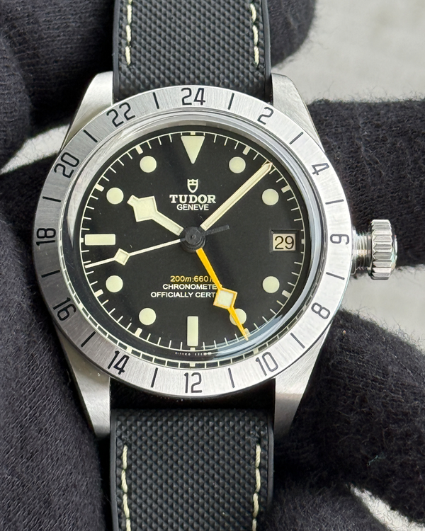 2025 Tudor Black Bay Pro GMT 39MM Black Dial Rubber Strap (79470)