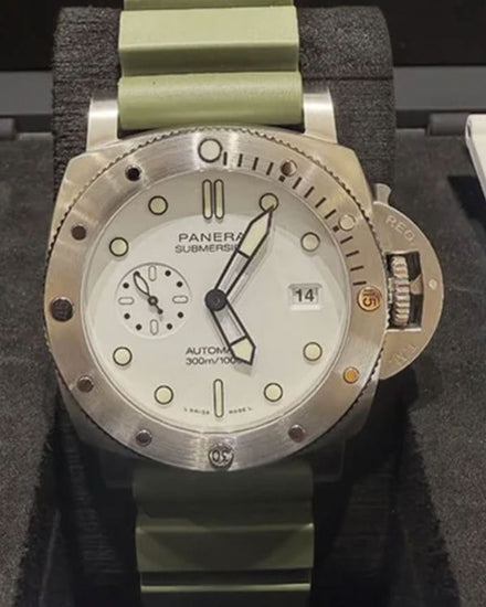 2022 Panerai Submersible 44MM White Dial Rubber Strap (PAM01226)
