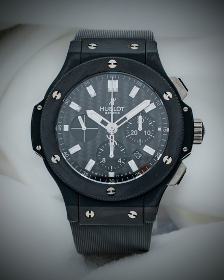 2011 Hublot Big Bang "Black Magic" 44MM Carbon Fiber Dial Rubber Strap (301.CI.1770.RX)