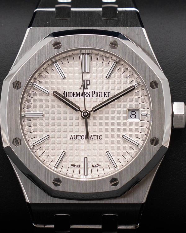 Audemars Piguet Royal Oak 37MM Silver Dial Steel Bracelet (15450ST.OO.1256ST.01)