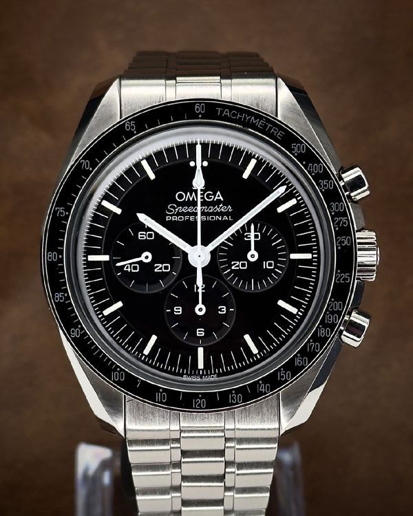 Omega Speedmaster Professional Moonwatch (310.30.42.50.01.001)