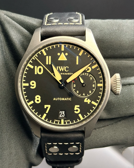 No Reserve - 2023 IWC Schaffhausen Pilot Heritage 46.2MM Black Dial Leather Strap (IW501004)