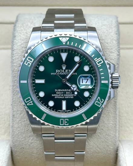Rolex Submariner Date "Hulk" 40MM Green Dial Oyster Bracelet (116610LV)
