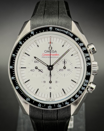 2025 Omega Speedmaster Professional Moonwatch 42MM White Dial Rubber Strap (310.32.42.50.04.001)