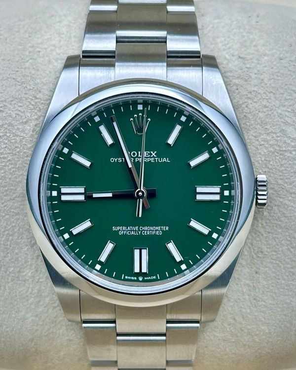 Rolex Oyster Perpetual (245)