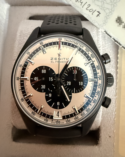 Zenith El Primero Chronomaster "Oreo" 42MM Silver Dial Rubber Strap (24.2041.400/01.R576)