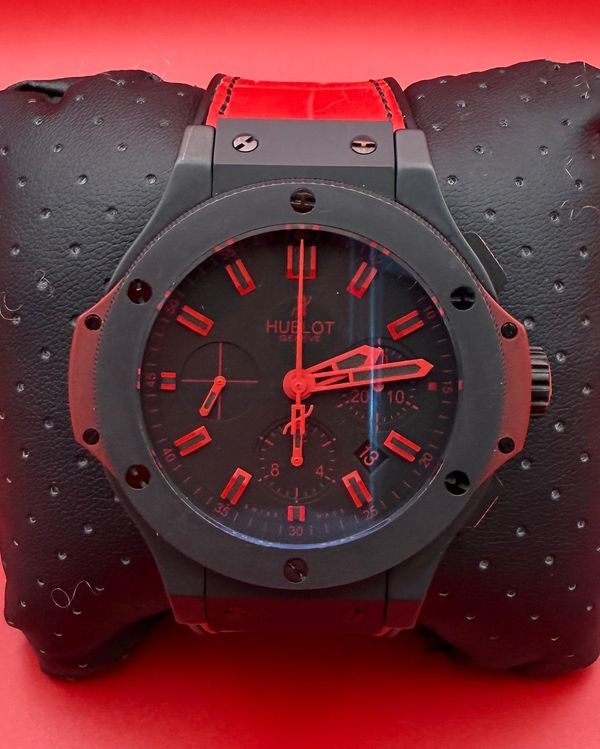 Hublot Big Bang "All Black Red" L. E. 44MM Black Dial Leather Strap (301.CI.1130.GR.ABR10)