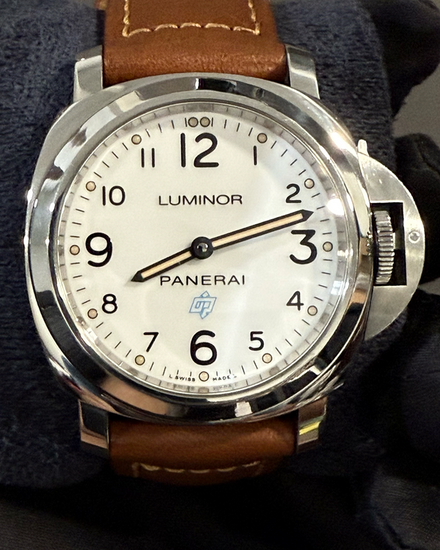 No Reserve - 2019 Panerai Luminor Base Logo 44MM White Dial Leather Strap (PAM00775)