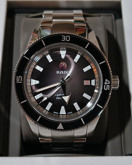 Rado Captain Cook "HyperChrome" 42MM Grey Dial Steel Bracelet (R32105158)