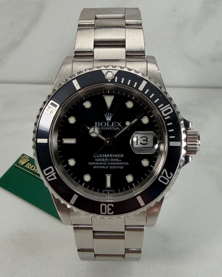 1998 Rolex Submariner Date 40MM Black Dial Oyster Bracelet (16610)
