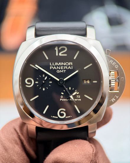 2015 Panerai Luminor 1950 3 Days GMT 44MM Black Dial Rubber Strap (PAM00321)