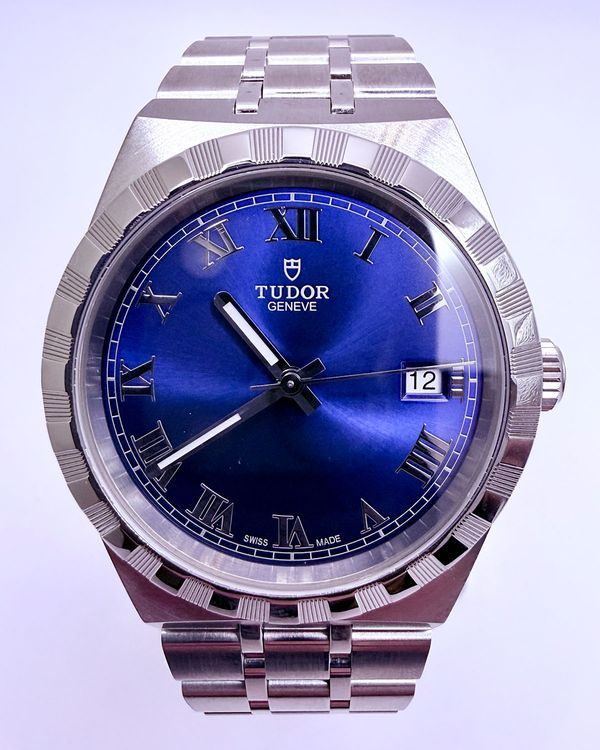 Tudor Royal (28500)