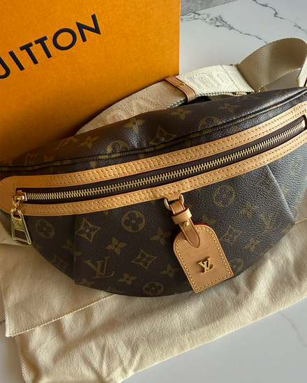 No Reserve - Louis Vuitton Accessories High Rise Bombag 13.6 x 6 x 3IN Monogram Coated Canvas Gold-Tone Hardware Textile Strap (M46784)