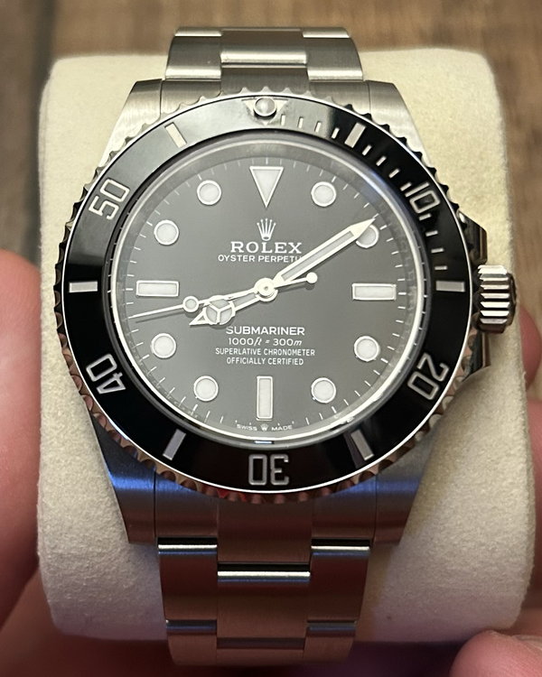 Rolex Submariner (124060)