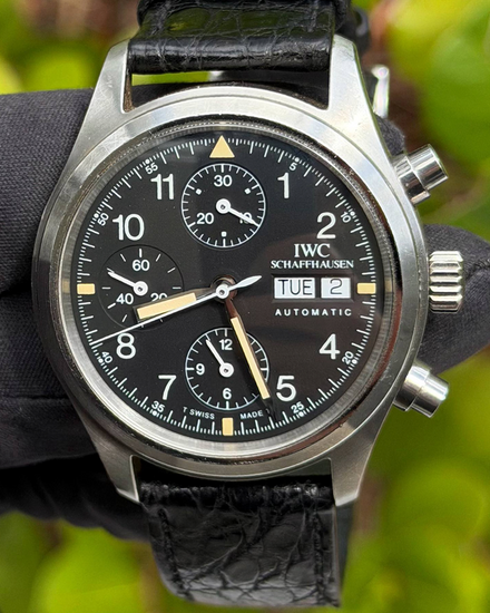 IWC Schaffhausen Pilot 39MM Black Dial Leather Strap (IW370603)