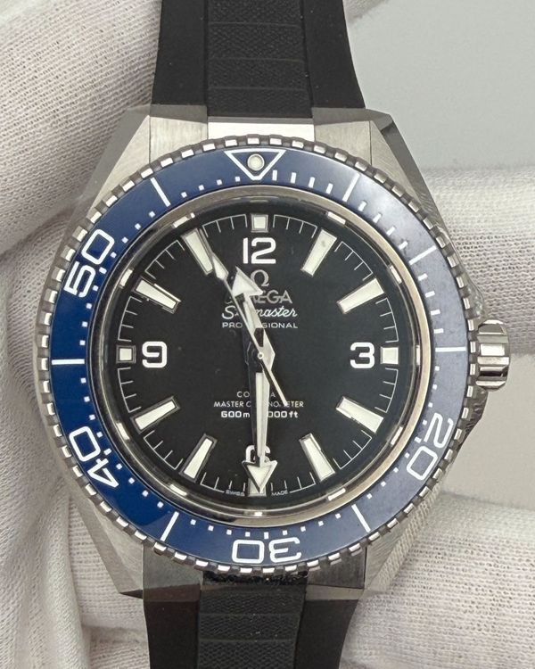 2025 Omega Seamaster Planet Ocean 600M 42MM Black Dial Rubber Strap (217.32.42.21.01.002)