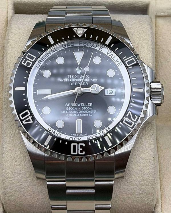 2014 Rolex Sea-Dweller Deepsea 44MM Black Dial Oyster Bracelet (116660)