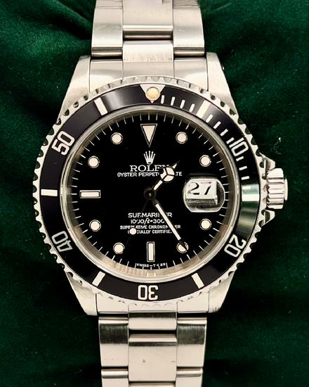 1996 (W Serial) Rolex Submariner Date 40MM Black Dial Oyster Bracelet (16610)