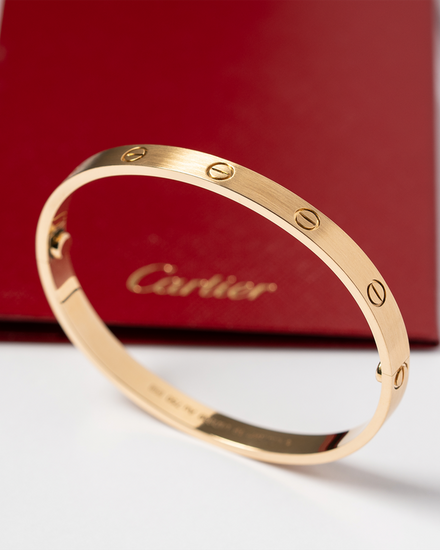 No Reserve - 2023 Cartier Love Accesories Classic Brushed "Screw Motif" 19CM x 6.1MM Yellow Gold (CRB6077019)