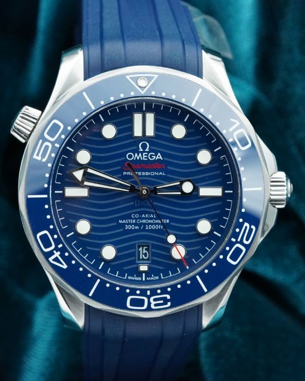 No Reserve - 2025 Omega Seamaster Diver 300M 42MM Blue Dial Rubber Strap (210.32.42.20.03.001)