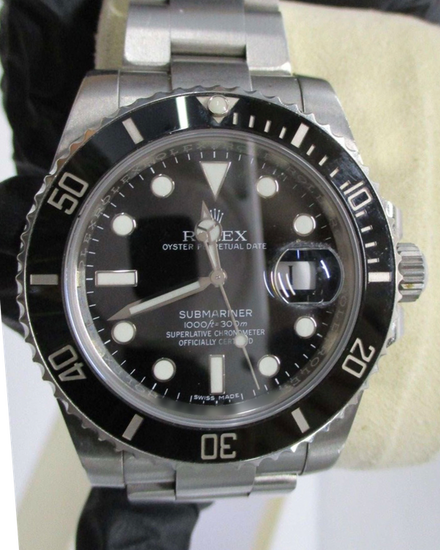 No Reserve - Rolex Submariner Date 40MM Black Dial Oyster Bracelet (116610LN)