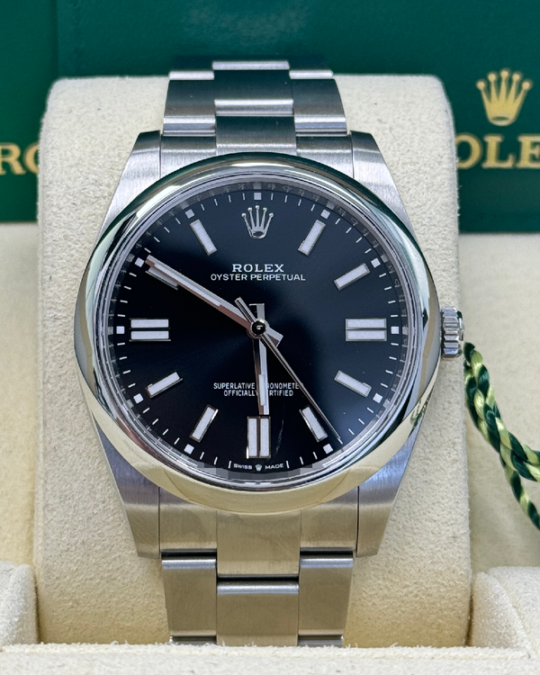 Rolex Oyster Perpetual (124300)