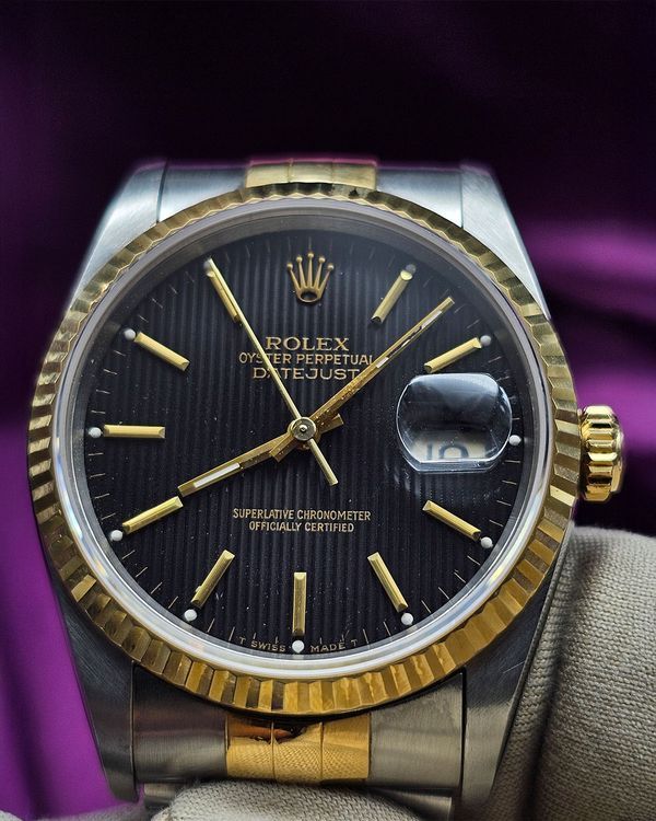 1993 Rolex Datejust 36MM Black "Tapestry" Dial Two-Tone Jubilee Bracelet (16233)