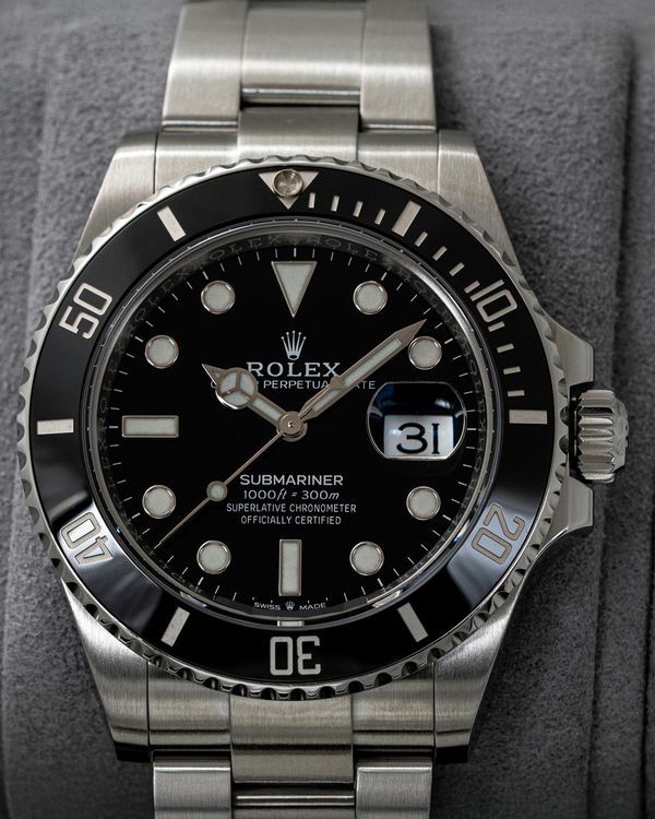 Rolex Submariner (126610LN)